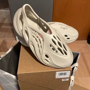 Yeezy Foam Runner